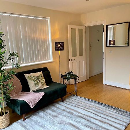 Mapesbury Dell Apartment 런던 외부 사진